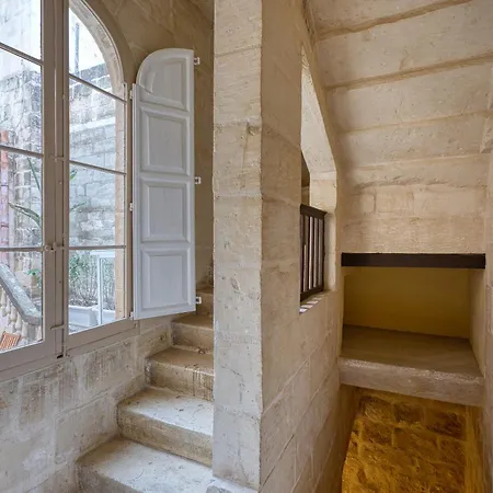 Apartman Character House With Courtyard And Indoor Pool